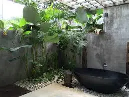 Kamar Mandi dengan Nuansa Industrial