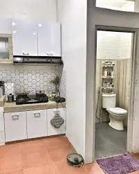 desain dapur dekat kamar mandi yang minimalis